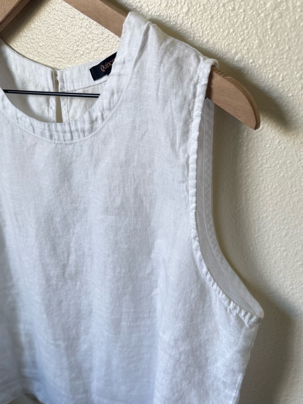 Quince Women's White Linen Sleeveless Tank Top - Picture 2 of 3